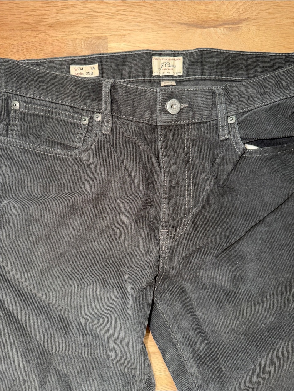 J. Crew Men's Style 250 Corduroy Pants in Dark Gray Waist 34 x Length 34 - Picture 5 of 16
